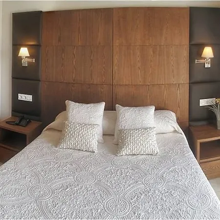 Otel El Plantio Golf